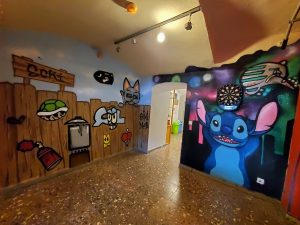 Graffitiwände im Jugendclub
